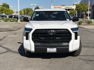 Toyota Tundra 2022 4x2 SR5 4dr CrewMax Cab Pickup SB