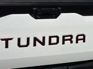 Toyota Tundra 2022 4x2 SR5 4dr CrewMax Cab Pickup SB