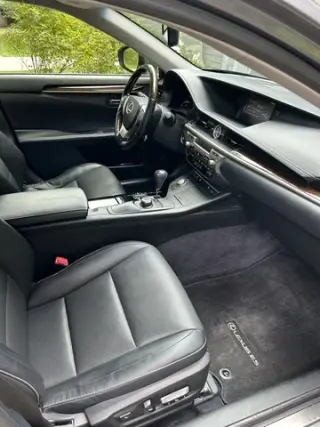 2015 Lexus ES 350 Sedan 4D