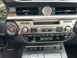 2015 Lexus ES 350 Sedan 4D