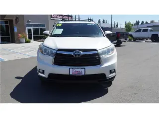 2016 Toyota Highlander