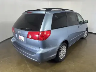 2010 Toyota Sienna