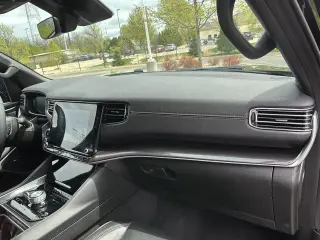 2024 Jeep Wagoneer L