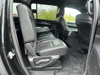 2024 Jeep Wagoneer L