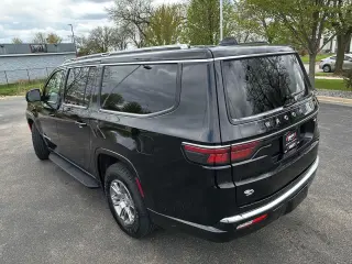2024 Jeep Wagoneer L