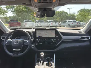 2025 Toyota Highlander
