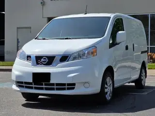 2019 NISSAN NV200 SV