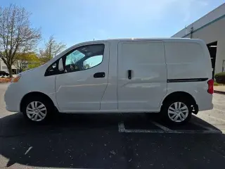 2019 NISSAN NV200 SV