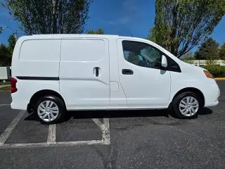2019 NISSAN NV200 SV