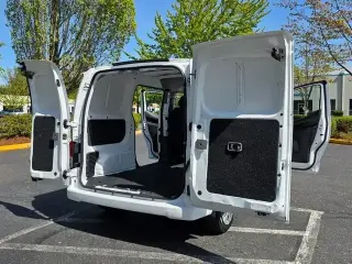2019 NISSAN NV200 SV