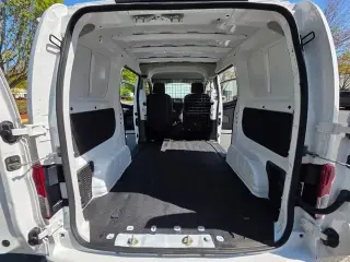 2019 NISSAN NV200 SV