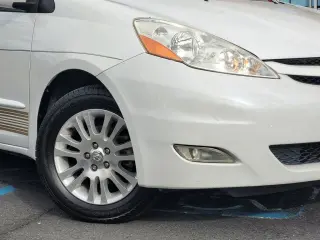 2008 Toyota Sienna
