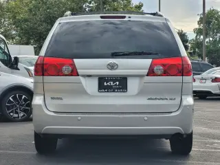 2008 Toyota Sienna