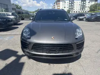 2017 Porsche Macan