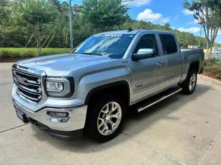 2018 GMC Sierra 1500 SLT Crew Cab Long Box 4WD
