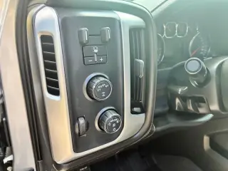 2018 GMC Sierra 1500 SLT Crew Cab Long Box 4WD