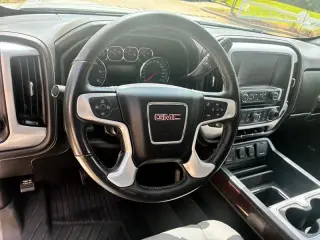 2018 GMC Sierra 1500 SLT Crew Cab Long Box 4WD