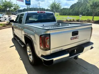 2018 GMC Sierra 1500 SLT Crew Cab Long Box 4WD