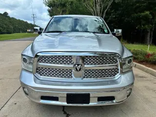 2017 RAM 1500 Laramie Crew Cab SWB 2WD