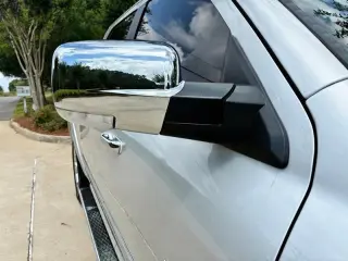 2017 RAM 1500 Laramie Crew Cab SWB 2WD