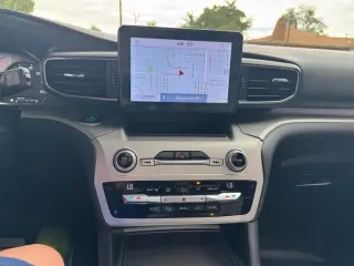 2021 Ford Explorer XLT AWD