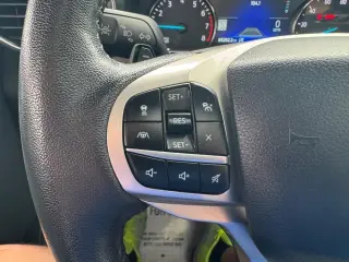2021 Ford Explorer XLT AWD