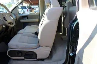 2005 Ford F-150 Reg Cab 126" STX