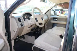 2005 Ford F-150 Reg Cab 126" STX