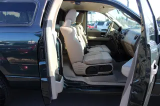 2005 Ford F-150 Reg Cab 126" STX