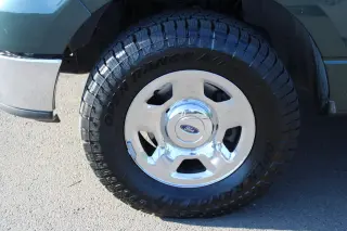 2005 Ford F-150 Reg Cab 126" STX
