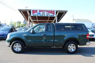 2005 Ford F-150 Reg Cab 126" STX