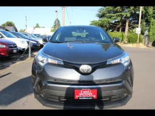 2018 Toyota C-HR XLE FWD (Natl)