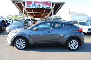 2018 Toyota C-HR XLE FWD (Natl)
