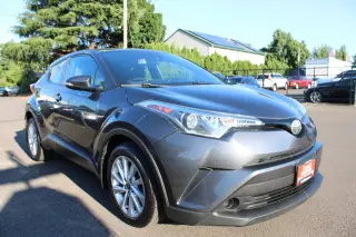 2018 Toyota C-HR XLE FWD (Natl)