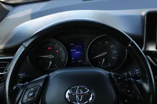 2018 Toyota C-HR XLE FWD (Natl)
