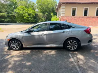 2017 HONDA CIVIC