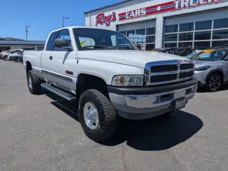 2000 Dodge Ram 2500 SLT  4WD
