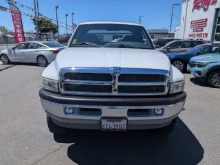 2000 Dodge Ram 2500 SLT  4WD