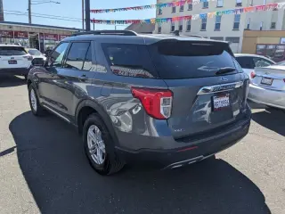 2023 Ford Explorer XLT  AWD