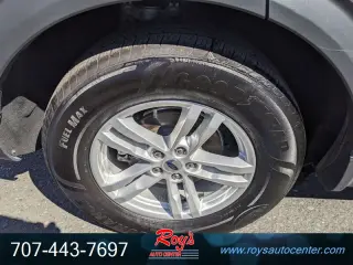 2023 Ford Explorer XLT  AWD