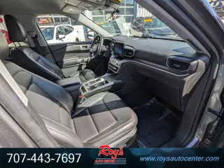 2023 Ford Explorer XLT  AWD