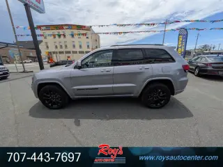 2018 Jeep Grand Cherokee Altitude  4WD