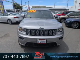 2018 Jeep Grand Cherokee Altitude  4WD