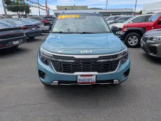 2024 Kia Seltos S  AWD
