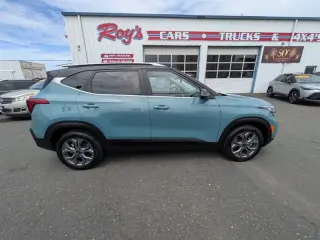 2024 Kia Seltos S  AWD