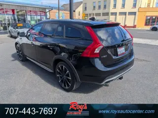 2016 Volvo V60 Cross Country T5 Platinum  AWD
