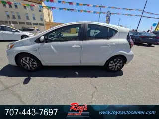 2015 Toyota Prius c Two