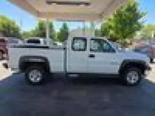 2001 Chevrolet Silverado 2500HD Base