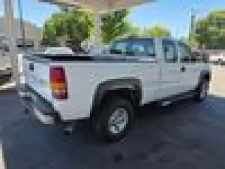 2001 Chevrolet Silverado 2500HD Base