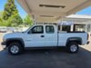 2001 Chevrolet Silverado 2500HD Base